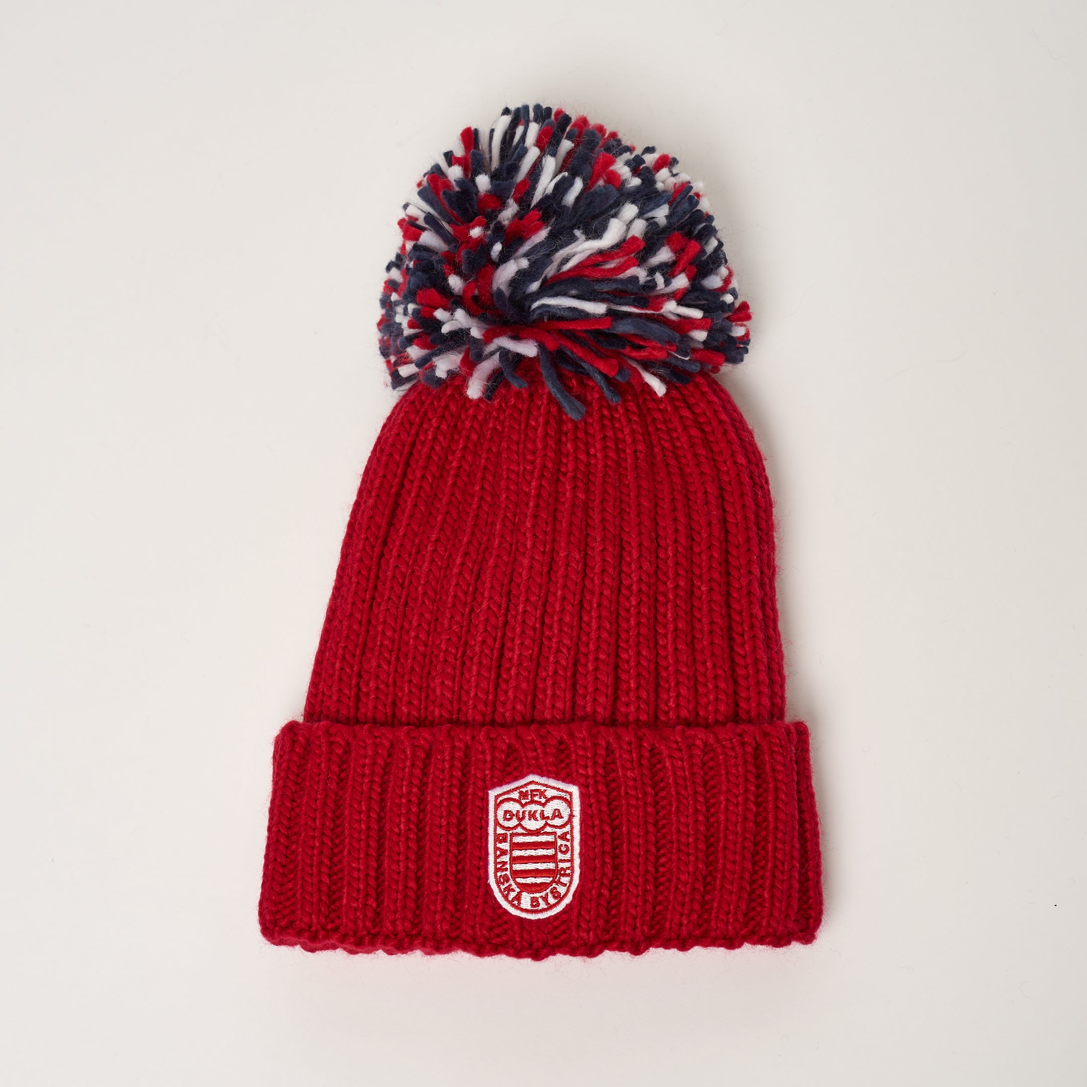Čiapka zimná hrubá červená s farebným brmbolcom