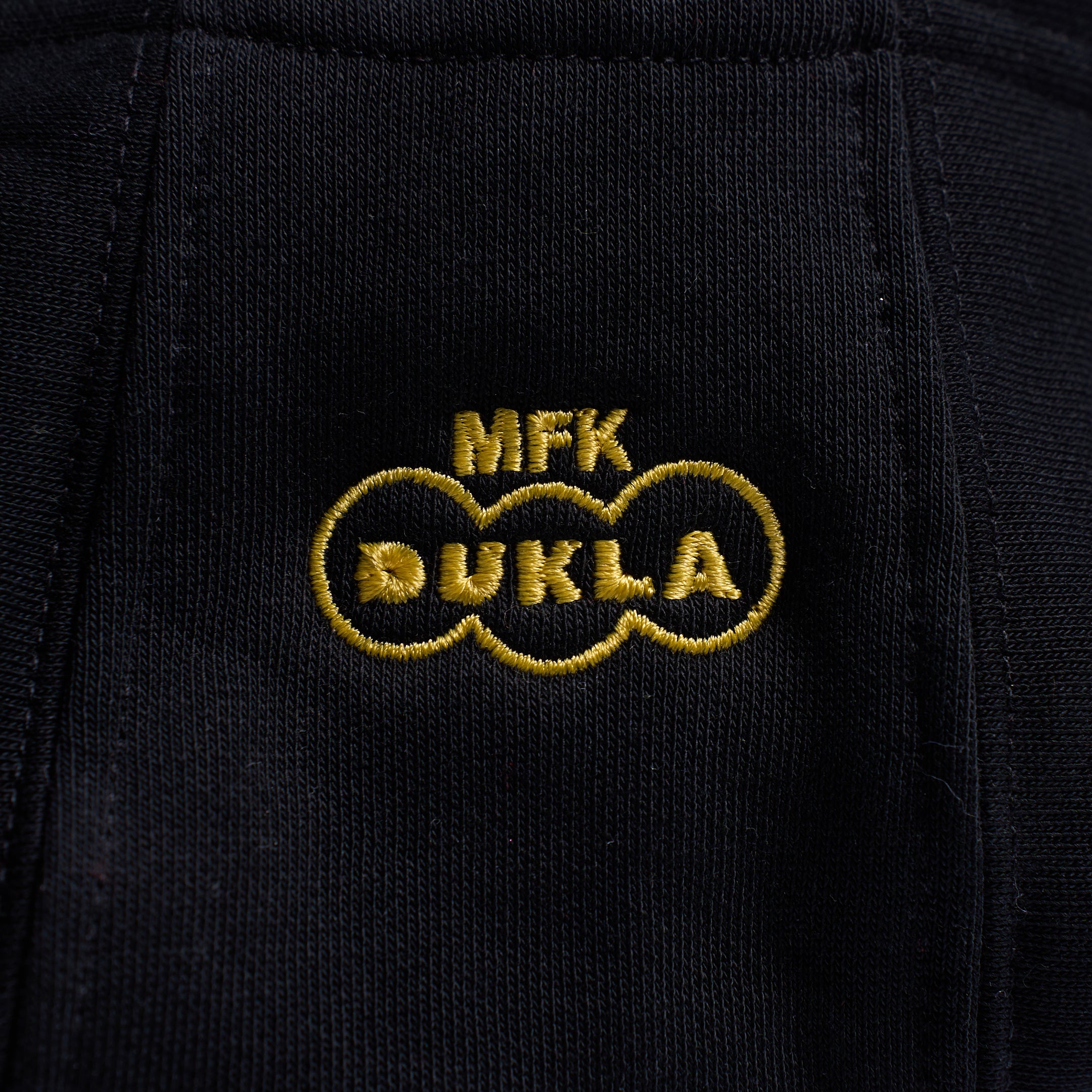 Detská mikina čierna s kapucňou na zips
