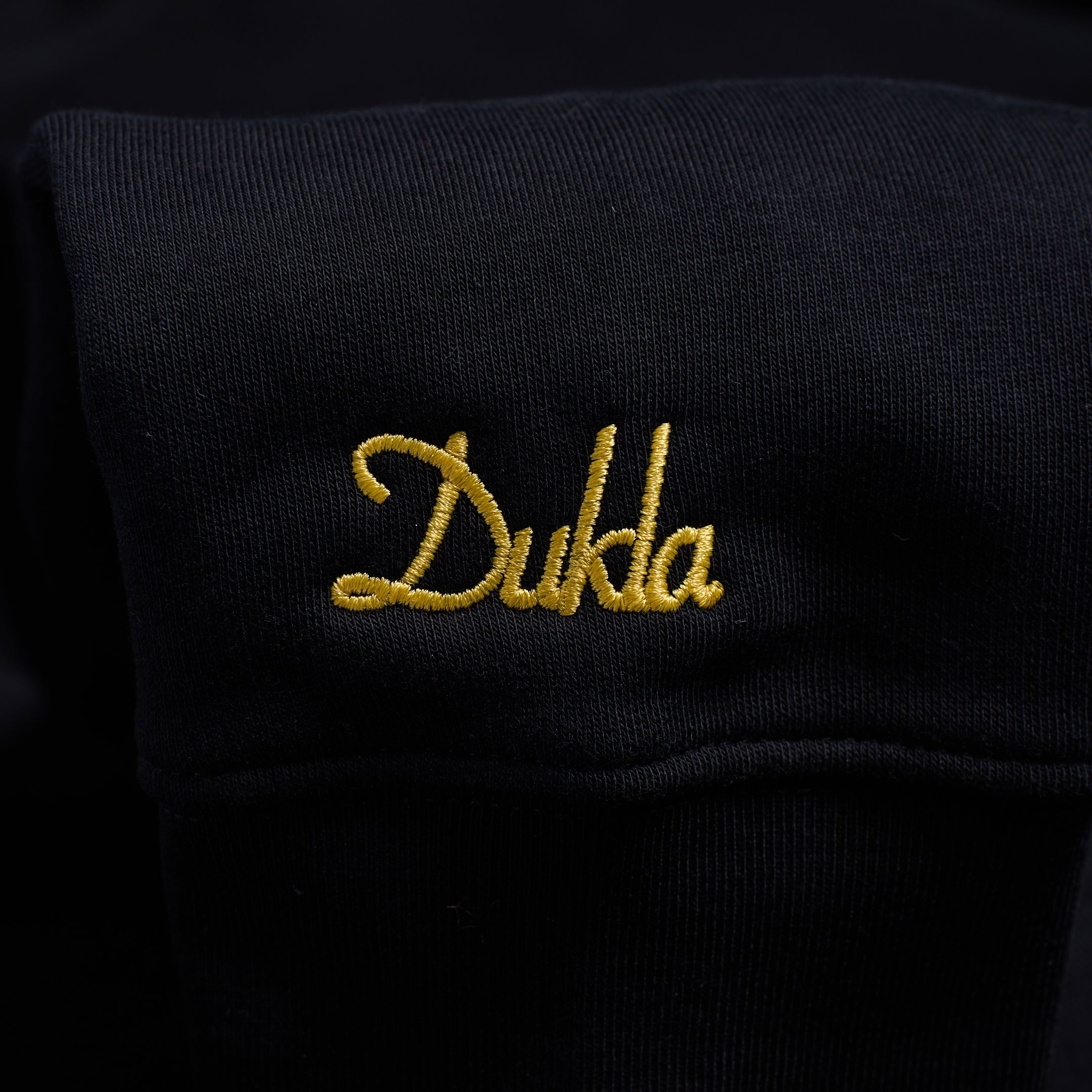 Mikina čierna s kapucňou unisex