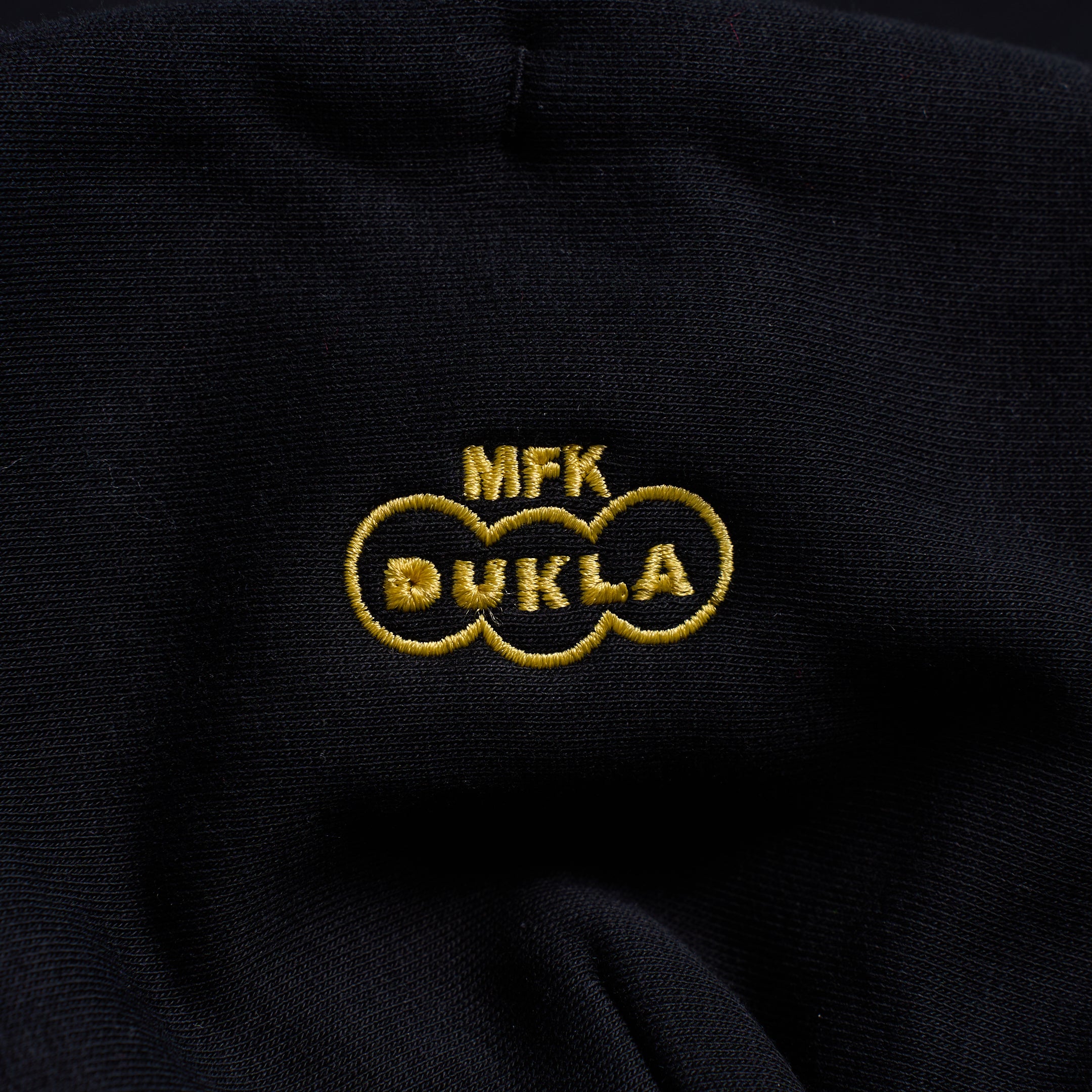Mikina čierna s kapucňou unisex